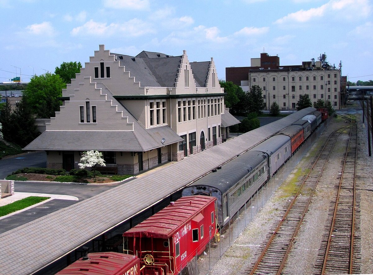 Powell Station, TN - Southern Terminal (Knoxville, Tennessee) - Wikipedia
